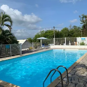 studio-anse-mitan-trois-ilets-piscine-et-vue-mer.comcaribbean.com/